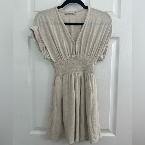 Short-Sleeve Smocked Waist Mini Dress - Picture 5 of 9